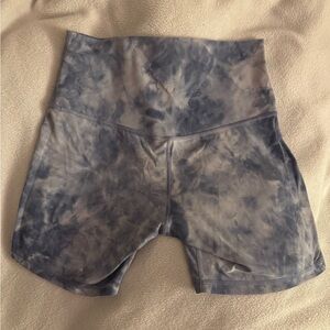 Lululemon Align 6” shorts